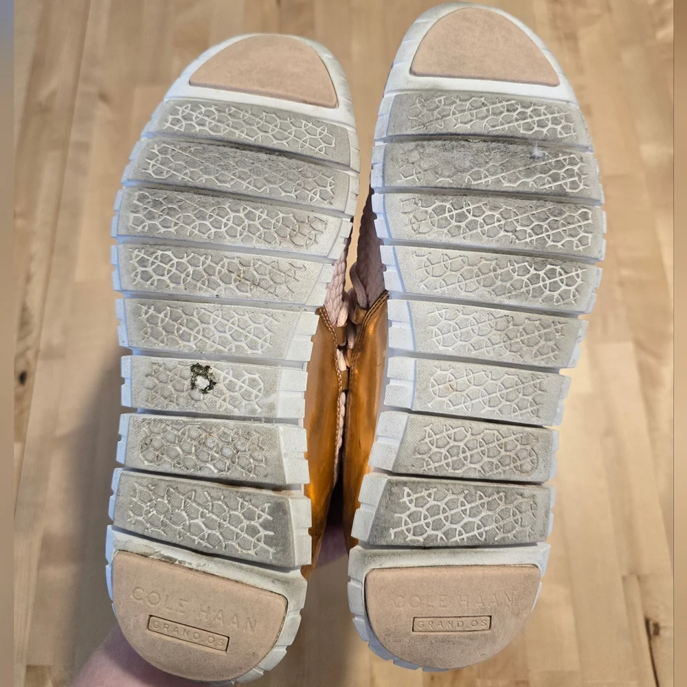 Cole Haan Slip On Sneakers Pink Rose Gold Size 9B